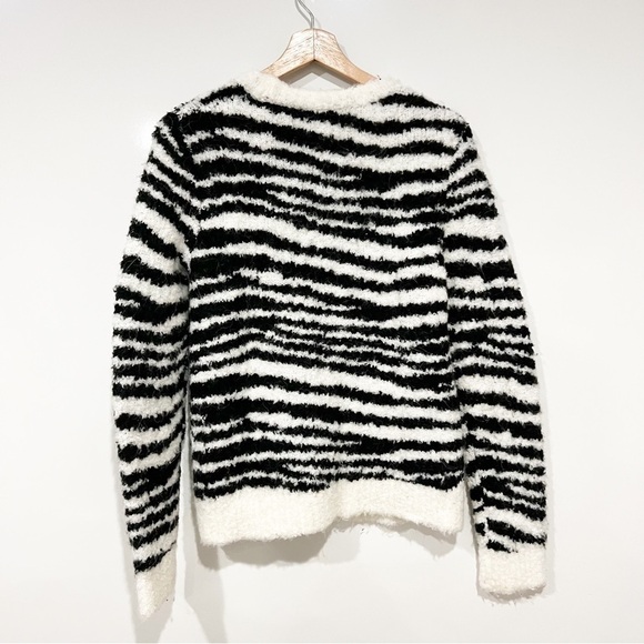 J. Crew Bouclé knit cozy fuzzy zebra pullover sweater - Picture 5 of 11